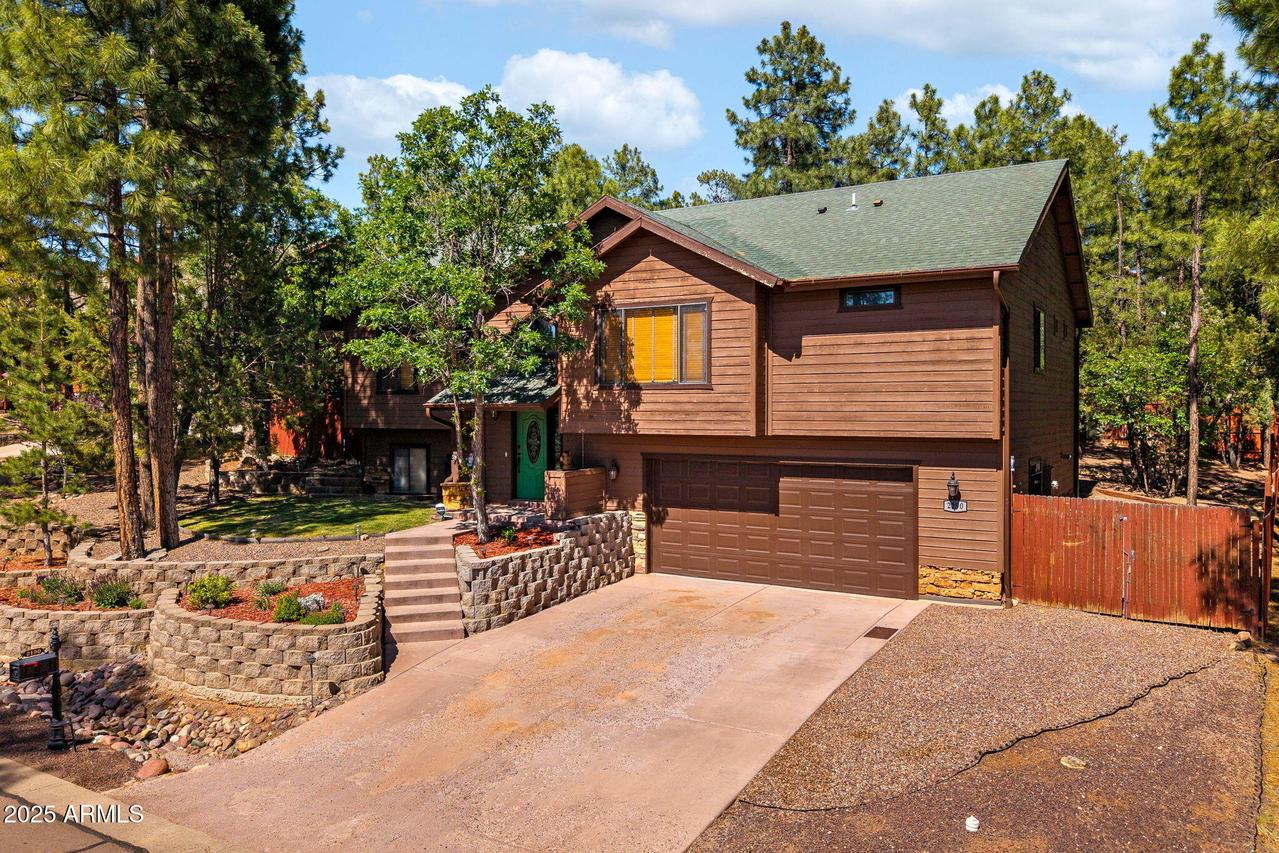 2190 Evergreen Ln., Show Low, AZ 85901