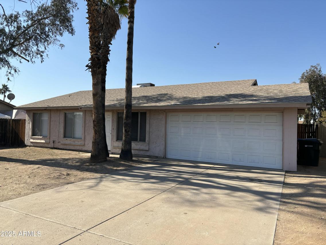 808 N 67th Ln., Phoenix, AZ 85043