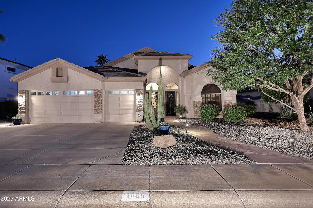 1085 E Oakland Ct., Gilbert, AZ 85295
