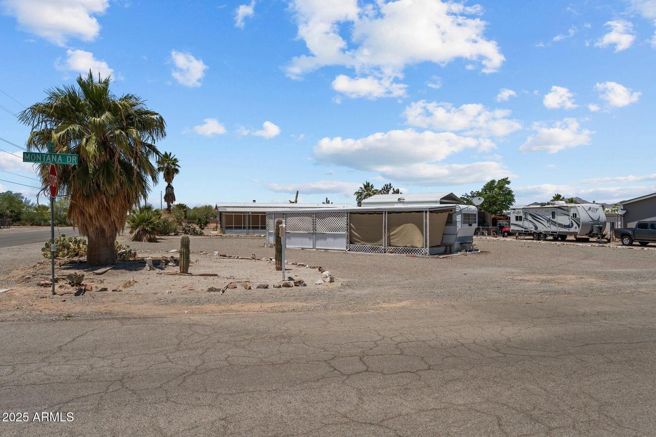 39984 Montana Dr., Salome, AZ 85348