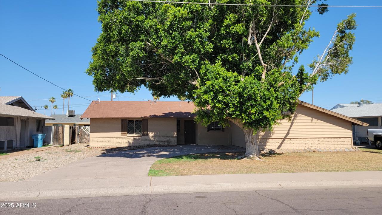 5023 N 39th Dr., Phoenix, AZ 85019