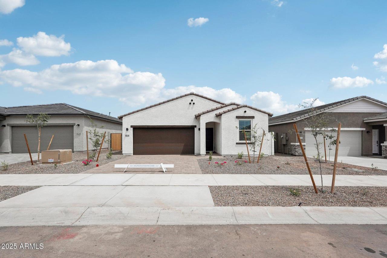 18240 W La Senda Dr., Surprise, AZ 85387