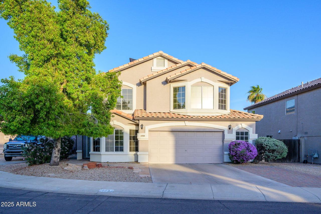 1723 E Pontiac Dr., Phoenix, AZ 85024