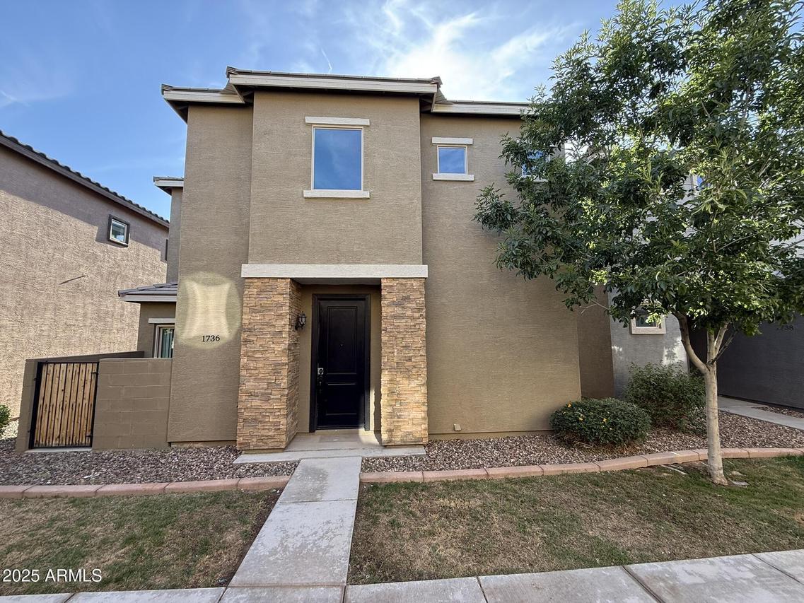 1736 W Pollack St., Phoenix, AZ 85041