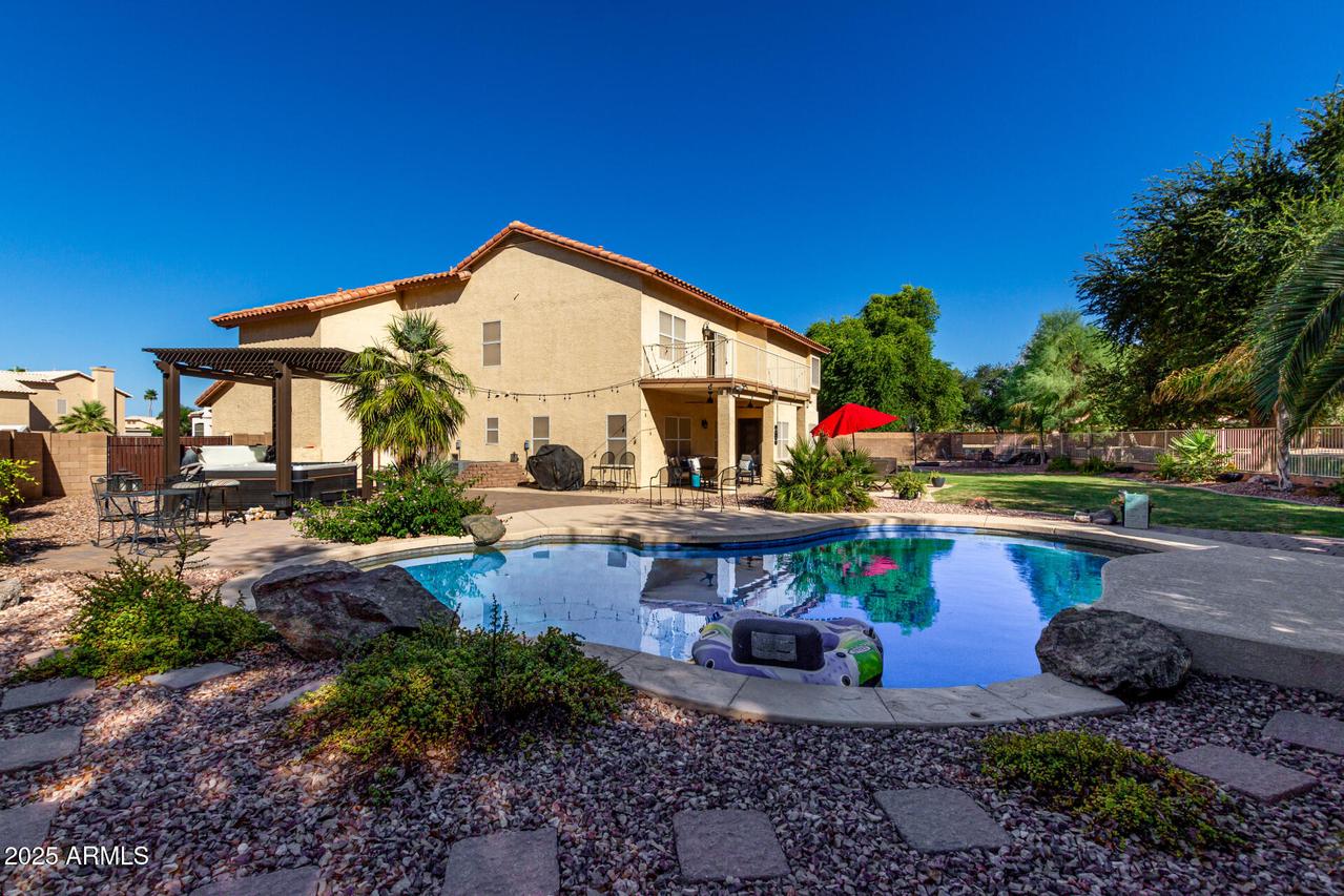 2004 N 125th Ave., Avondale, AZ 85392