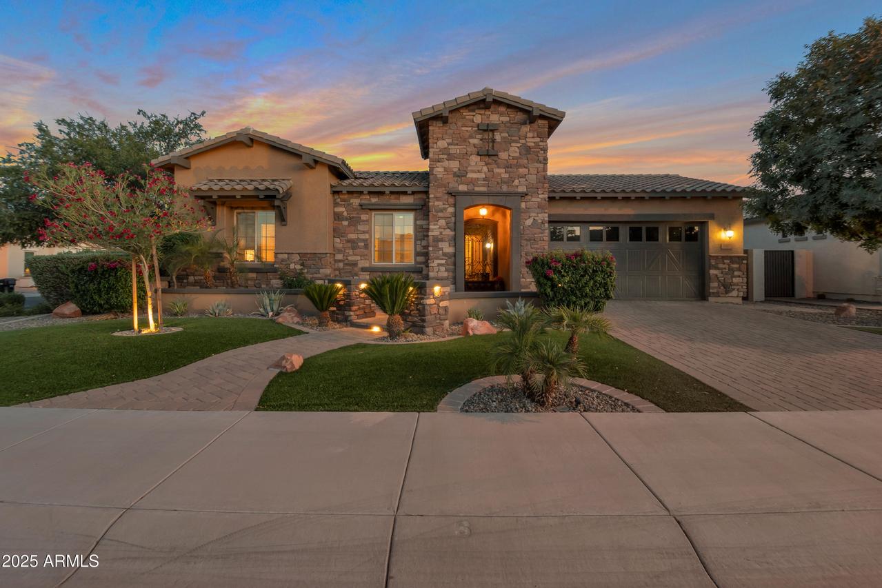 3907 E Carob Dr., Gilbert, AZ 85298