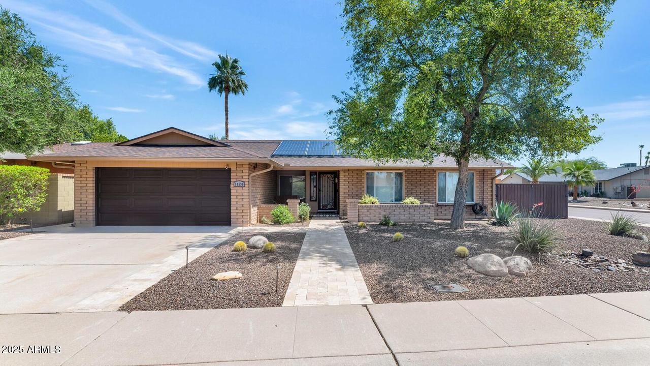10590 E Mercer Ln., Scottsdale, AZ 85259