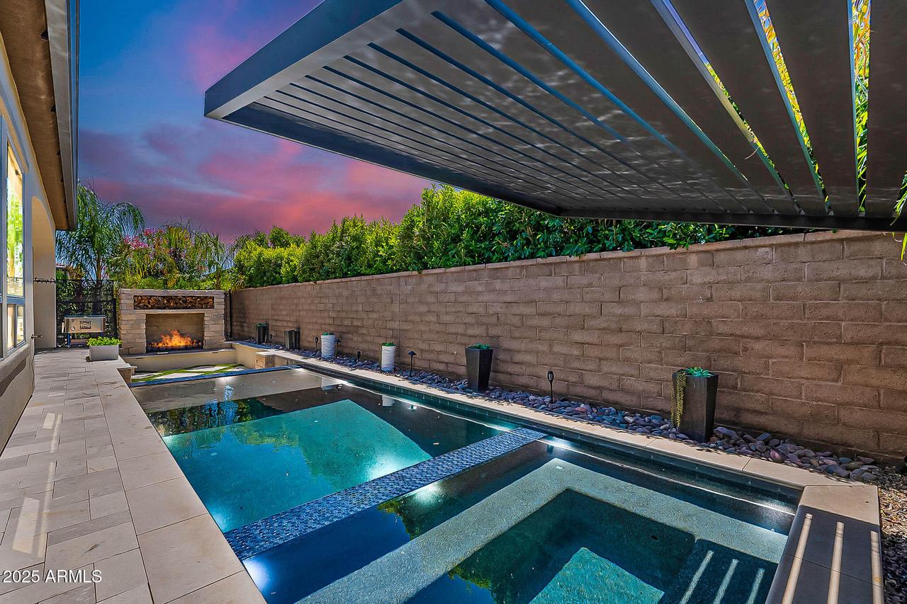 199 E Tangerine Path, Queen Creek, AZ 85140