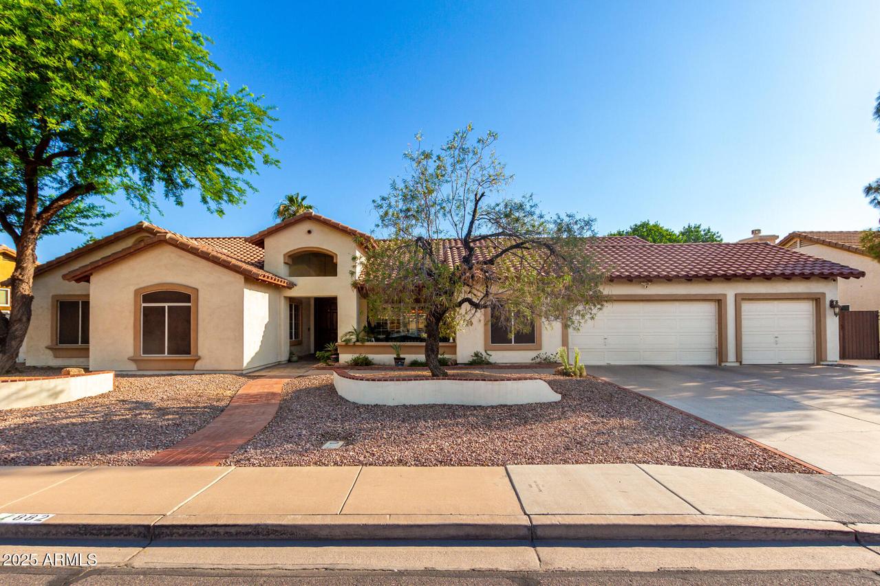 882 N Concord Ave., Chandler, AZ 85225