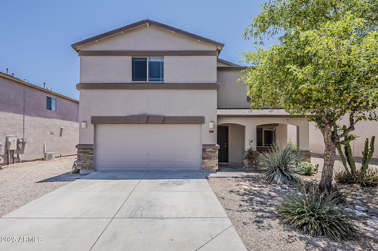 1671 E Silktassel Tr., San Tan Valley, AZ 85143