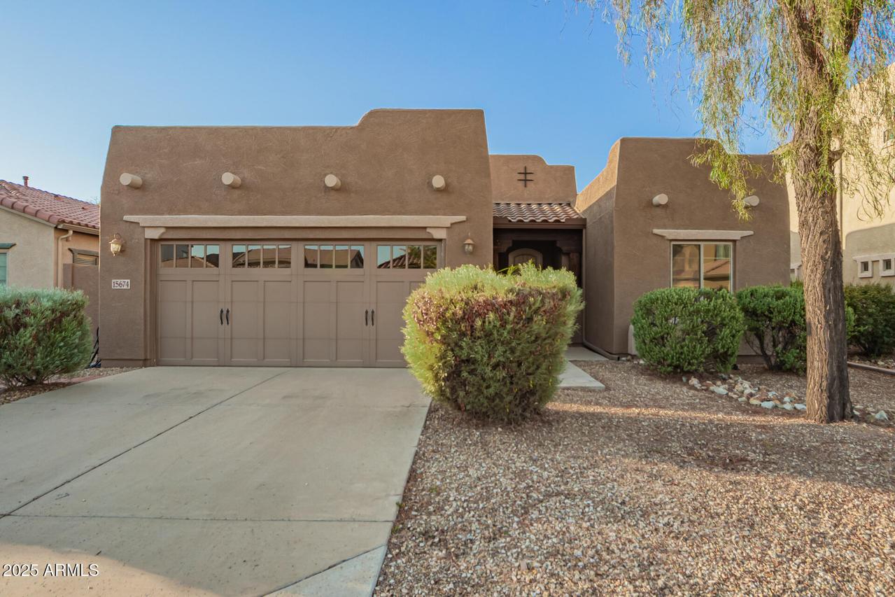 15674 W Mackenzie Dr., Goodyear, AZ 85395