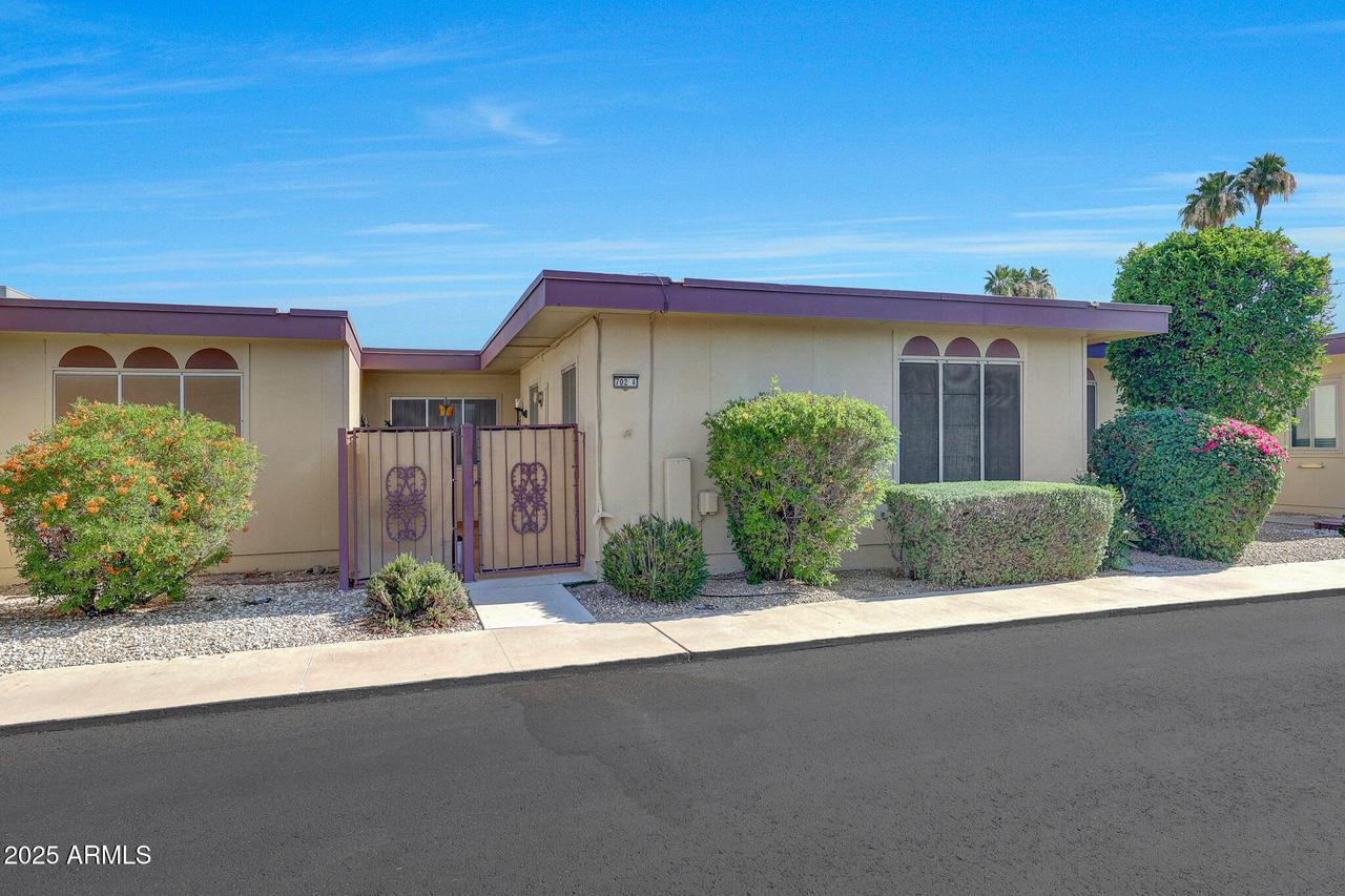 13702 N 98th Ave. #E, Sun City, AZ 85351