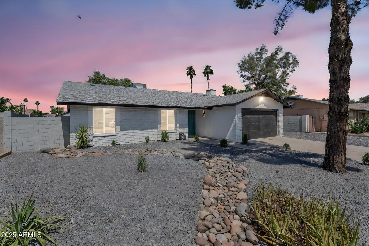13224 N 31st Pl., Phoenix, AZ 85032