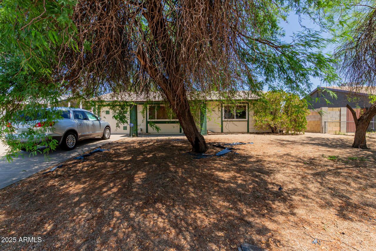 3226 W Grovers Ave., Phoenix, AZ 85053