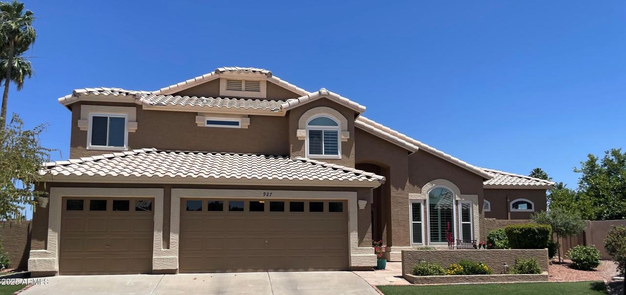 927 S Paradise Dr., Gilbert, AZ 85233