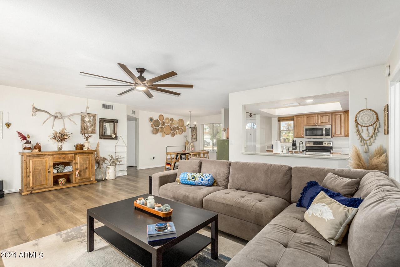 903 W Shawnee Dr., Chandler, AZ 85225