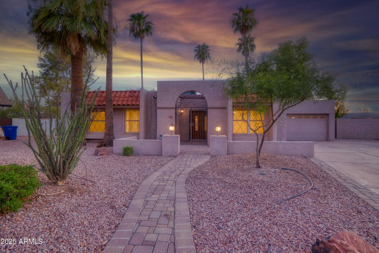 3204 N Jay St., Chandler, AZ 85225