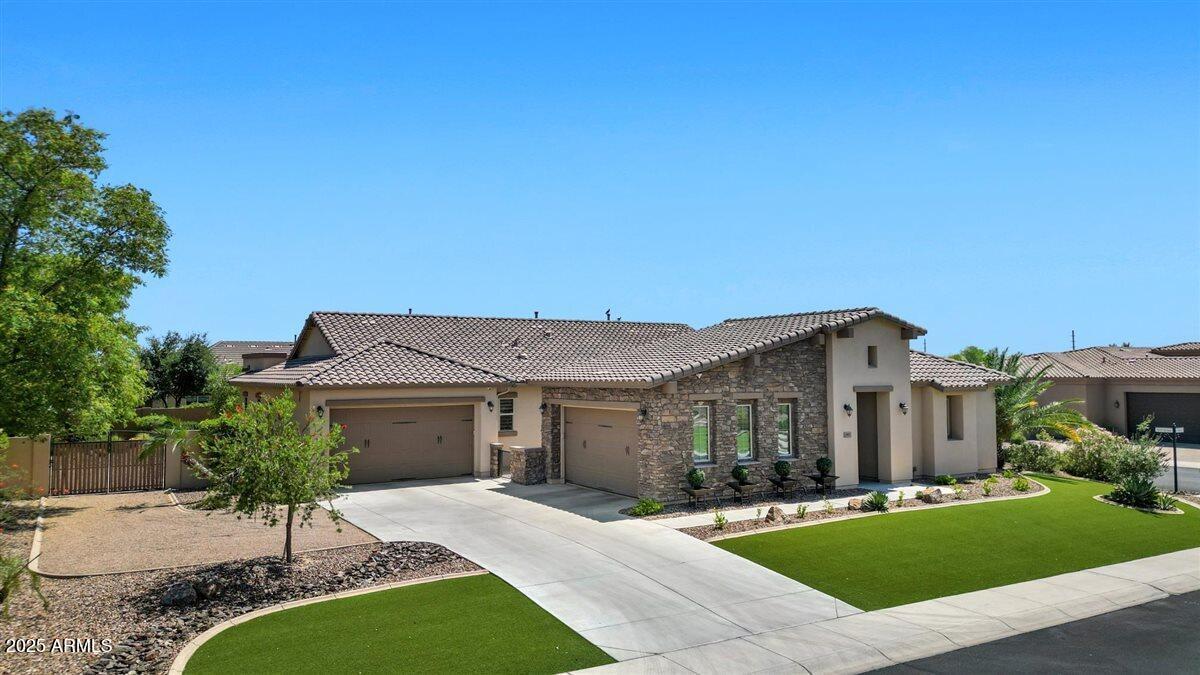 6917 E Ingram Cir., Mesa, AZ 85207
