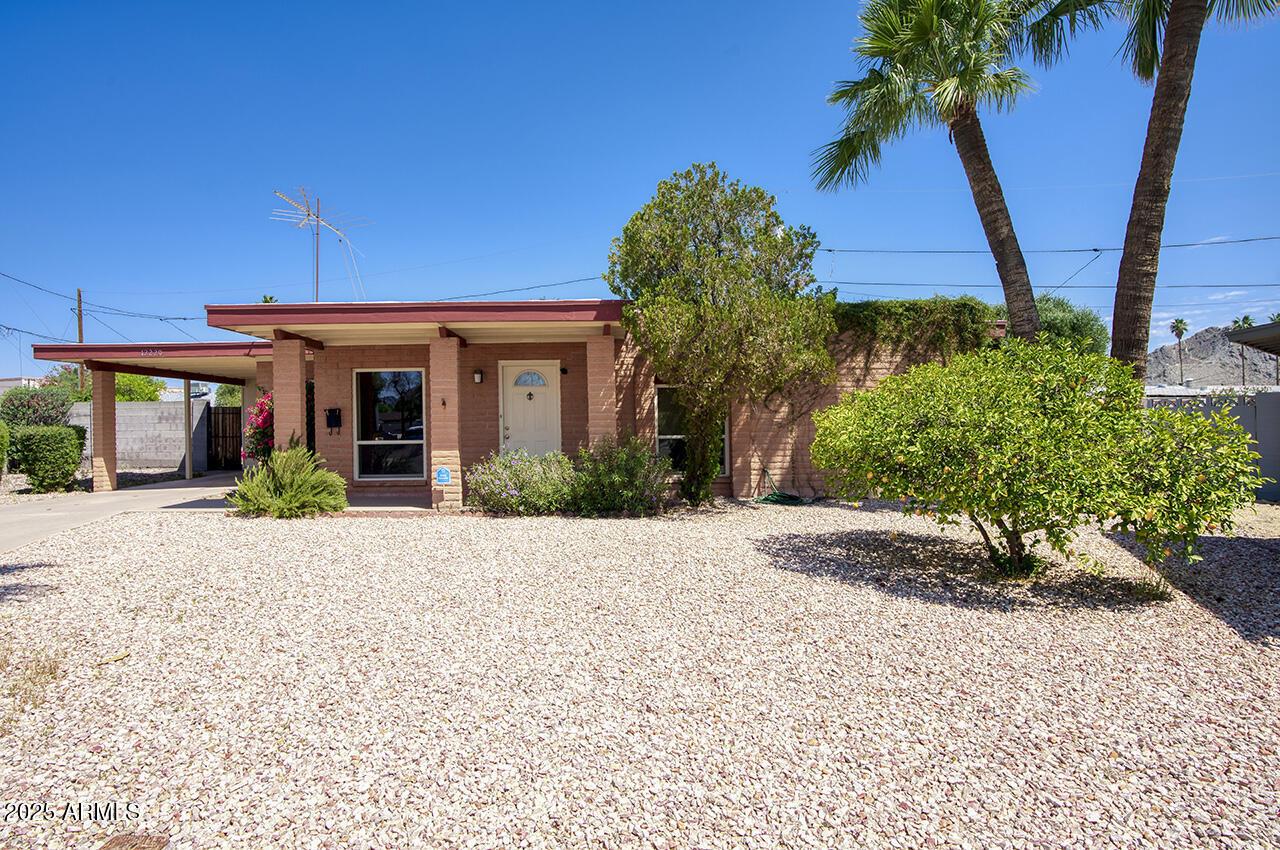 12220 N 22nd Pl., Phoenix, AZ 85022