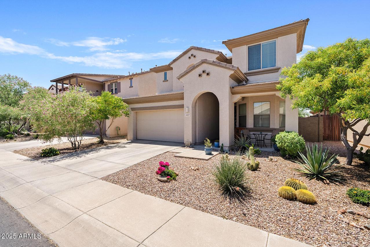 4427 W Powell Dr., New River, AZ 85087
