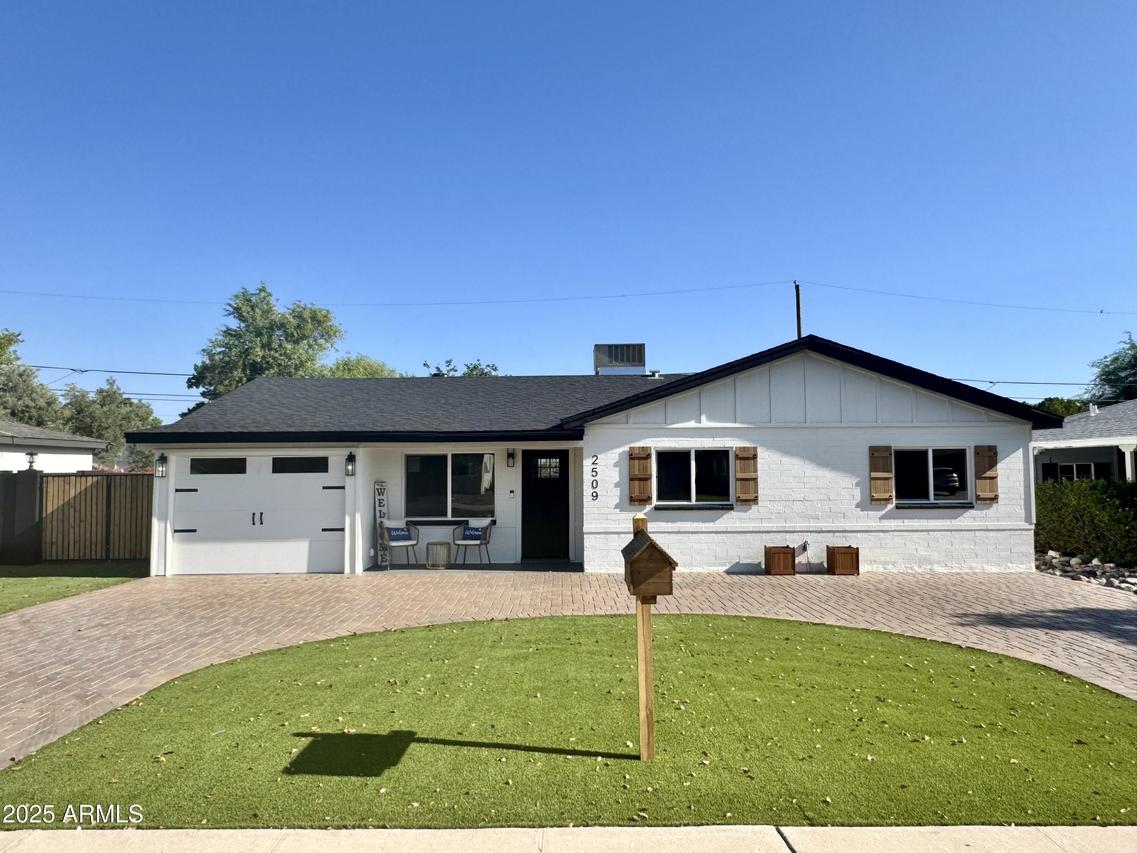 2509 E Meadowbrook Ave., Phoenix, AZ 85016