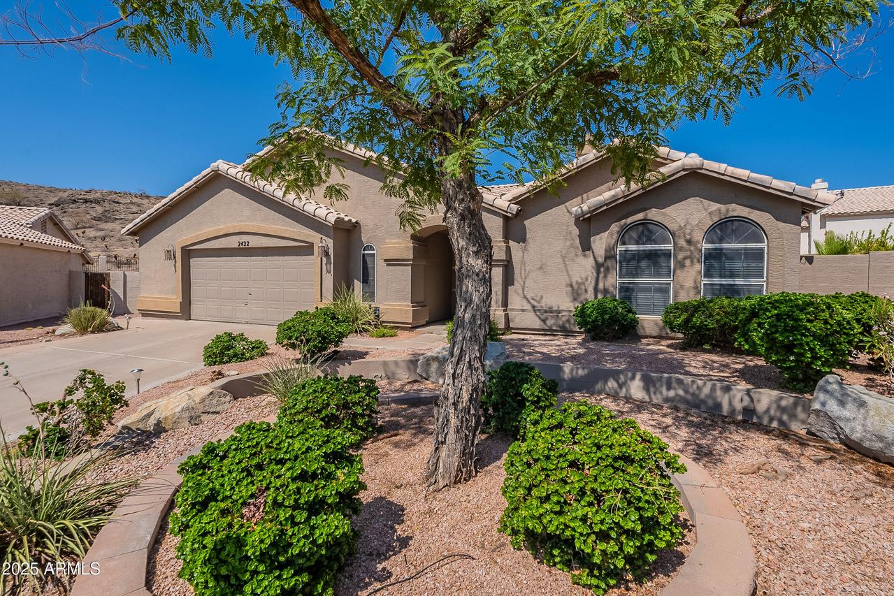 2422 E Rockledge Rd., Phoenix, AZ 85048