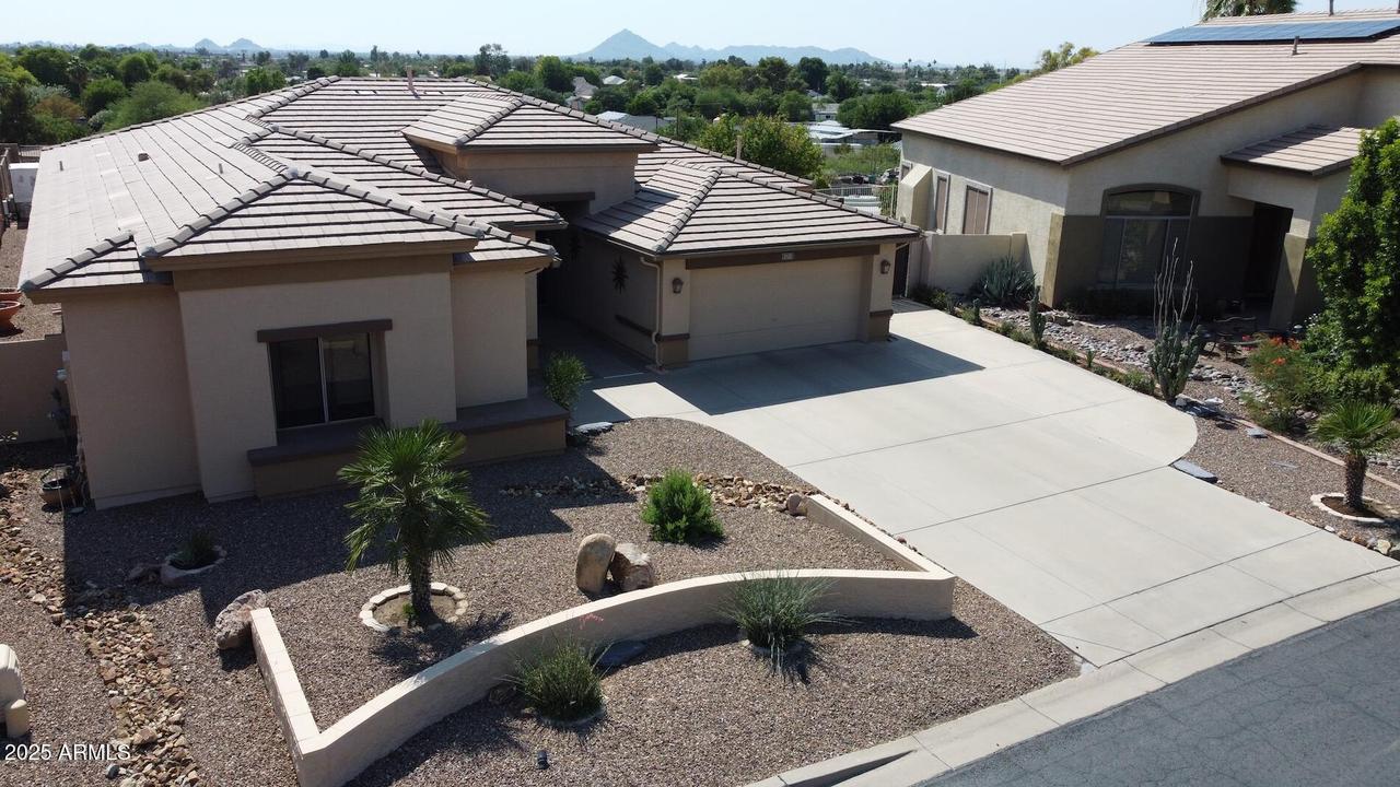 2122 N Stapley Dr., Mesa, AZ 85203