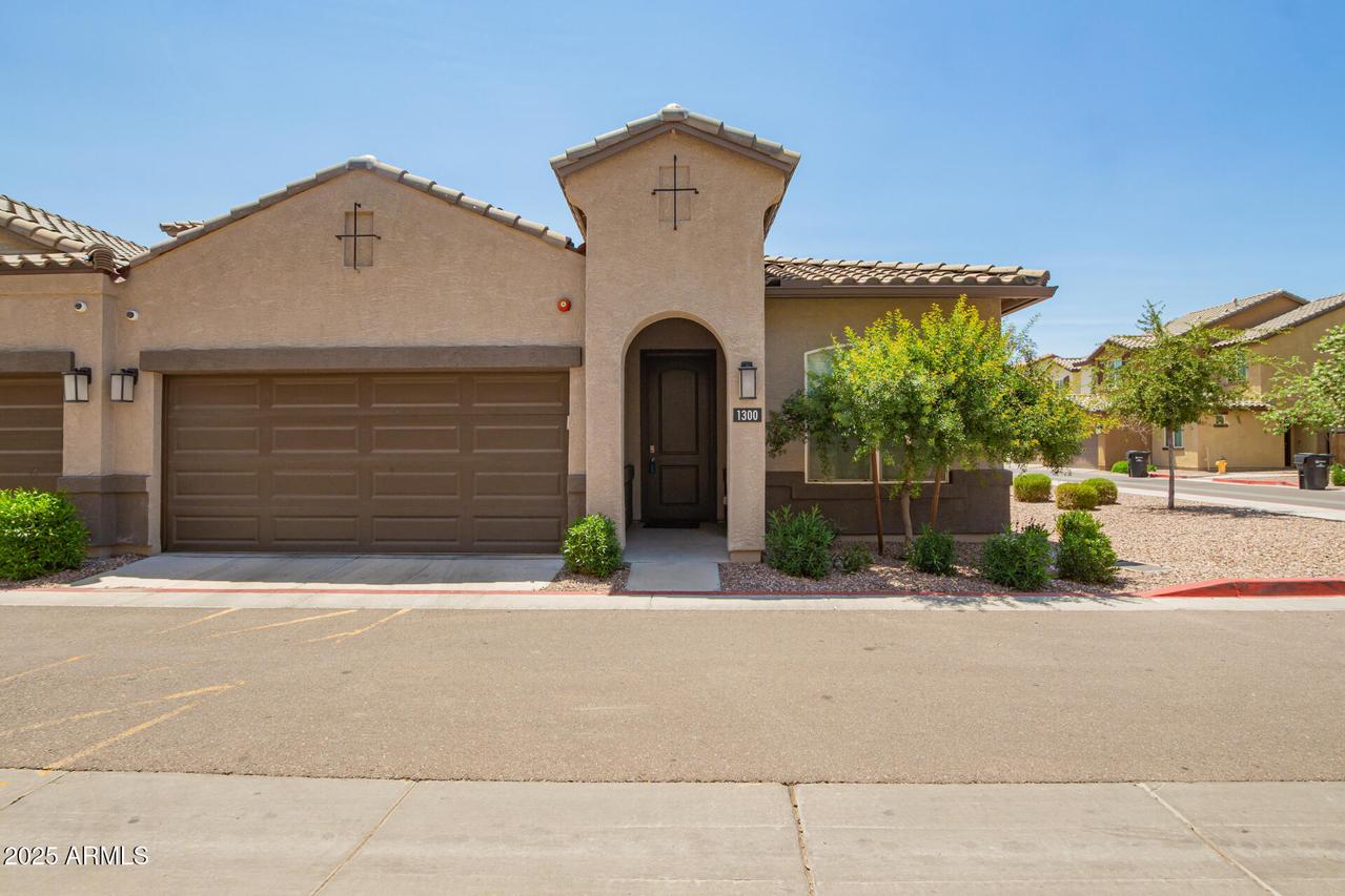 1255 N Arizona Ave. #1300, Chandler, AZ 85225