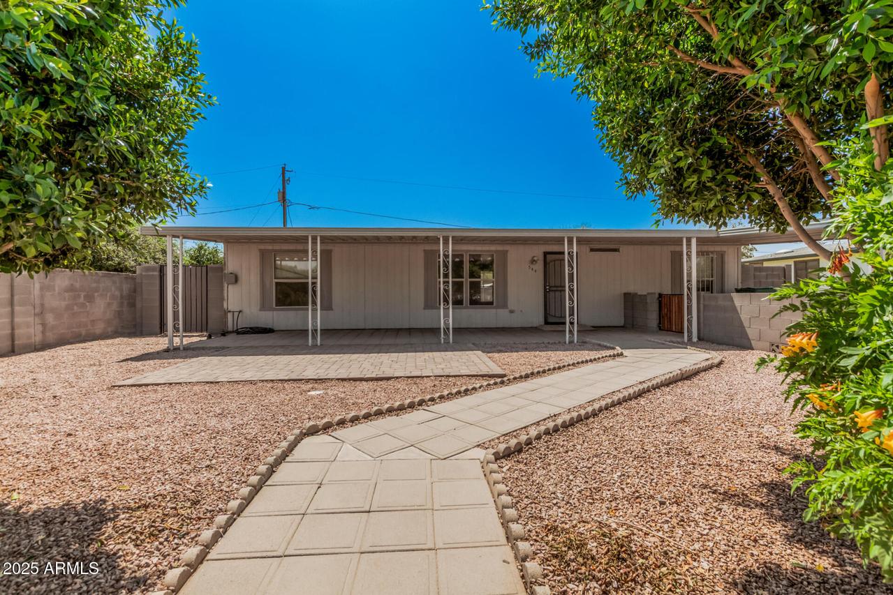 544 S Crismon Rd., Mesa, AZ 85208