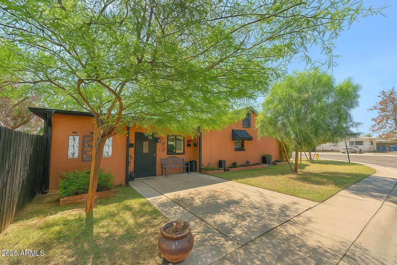 2020 W Marshall Ave., Phoenix, AZ 85015