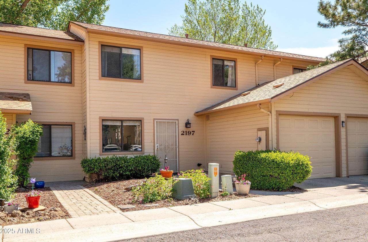 2197 E Arroyo Seco Dr., Flagstaff, AZ 86004