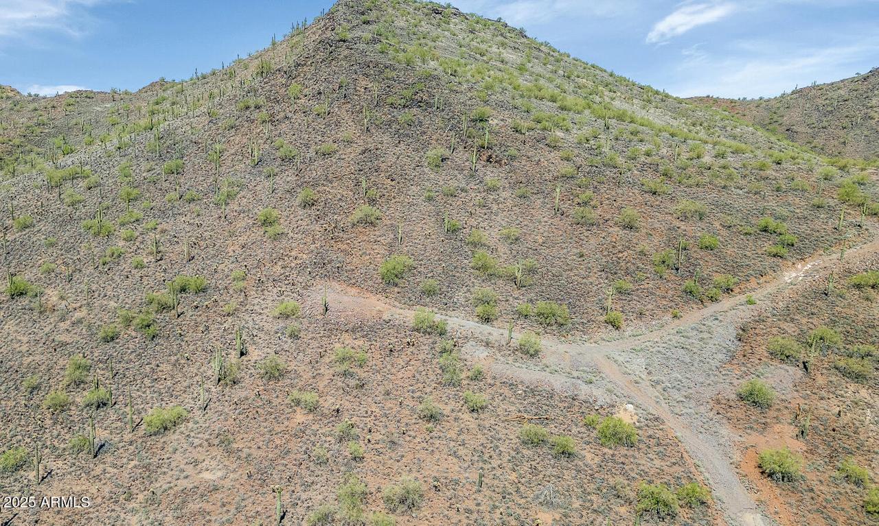 18XX W Sentinel Rock Rd. #2, Phoenix, AZ 85086