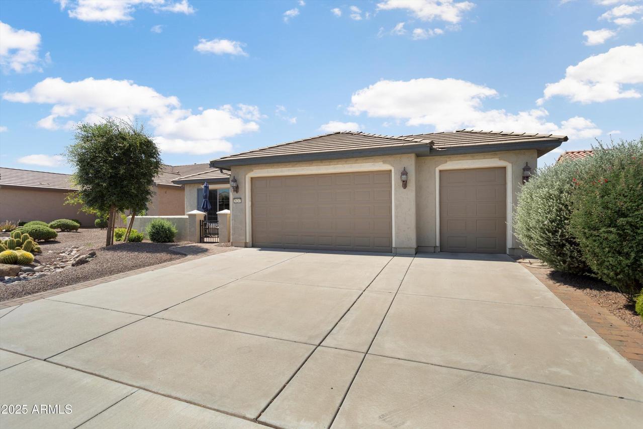 26247 W Lone Cactus Dr., Buckeye, AZ 85396