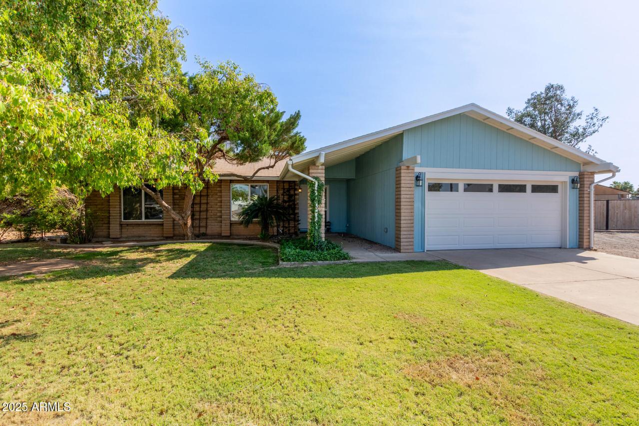 2161 E Harmony Cir., Mesa, AZ 85204