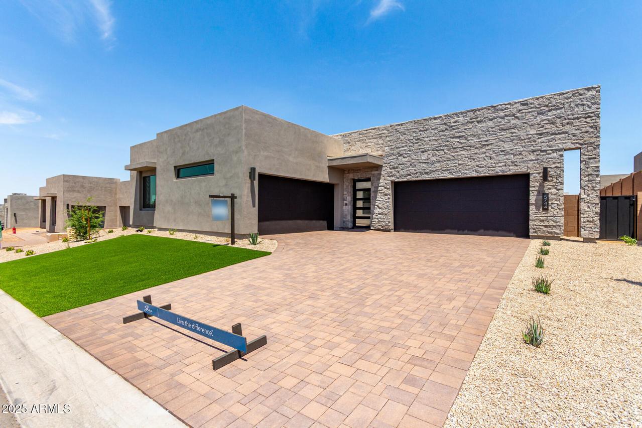 5744 E Lowden Rd., Cave Creek, AZ 85331