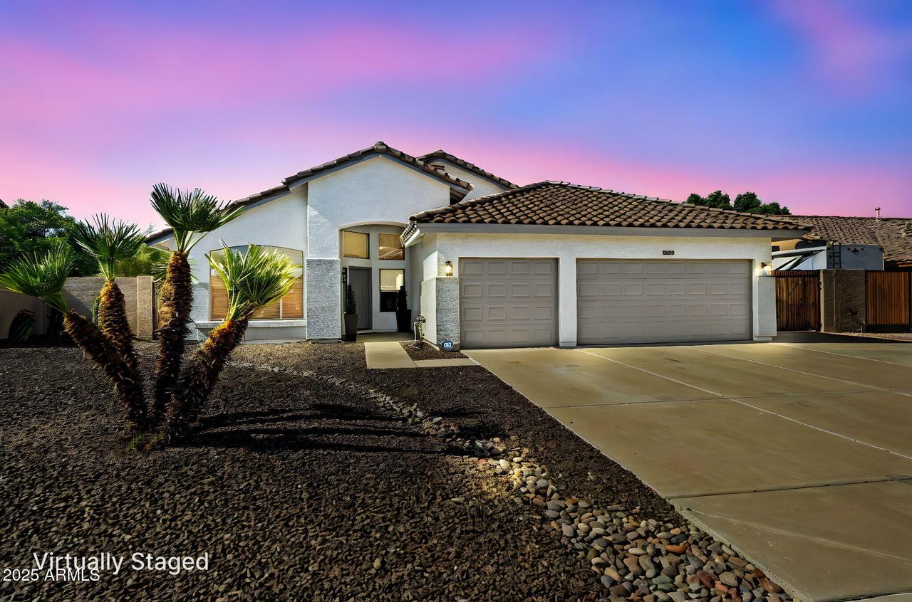 6935 W Monte Lindo St., Glendale, AZ 85310