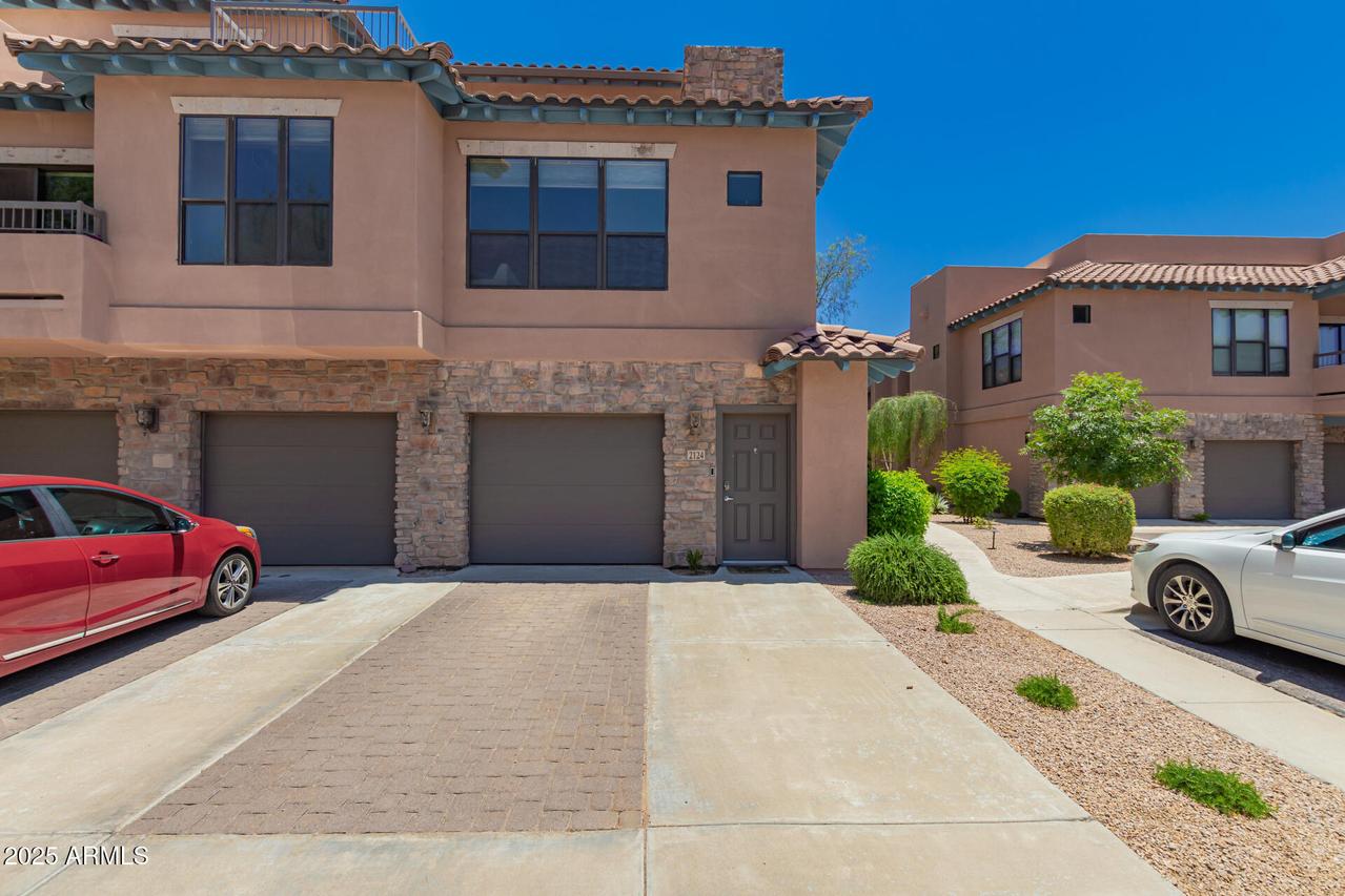 20660 N 40th St. #2124, Phoenix, AZ 85050