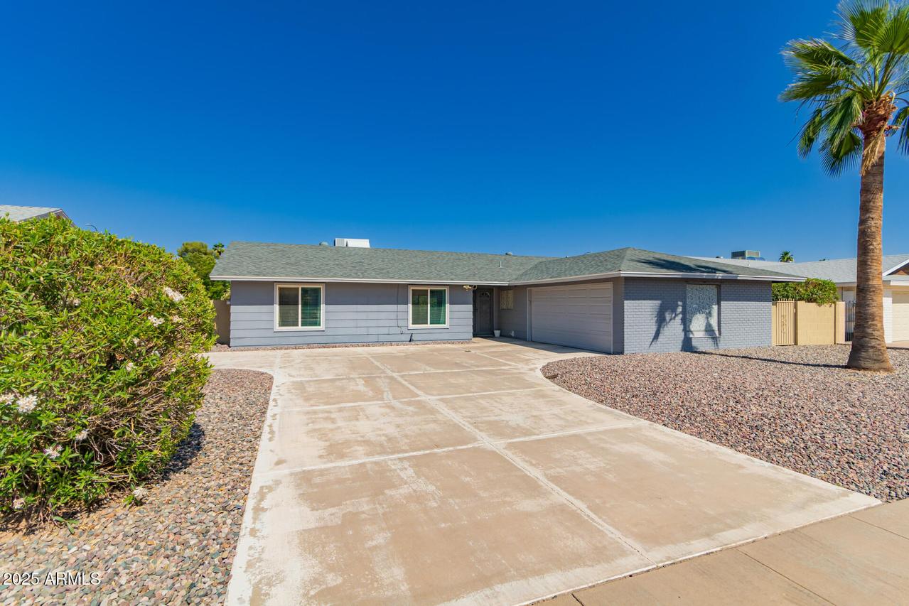 12021 S Tomi Dr., Phoenix, AZ 85044