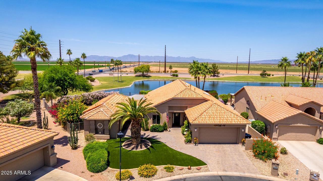 24920 S Mooncrest Dr., Sun Lakes, AZ 85248
