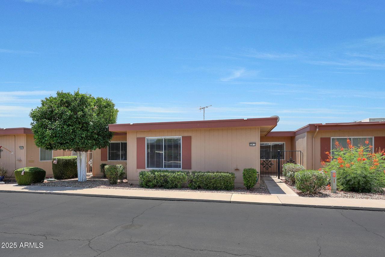 13224 N 98th Ave. #L, Sun City, AZ 85351