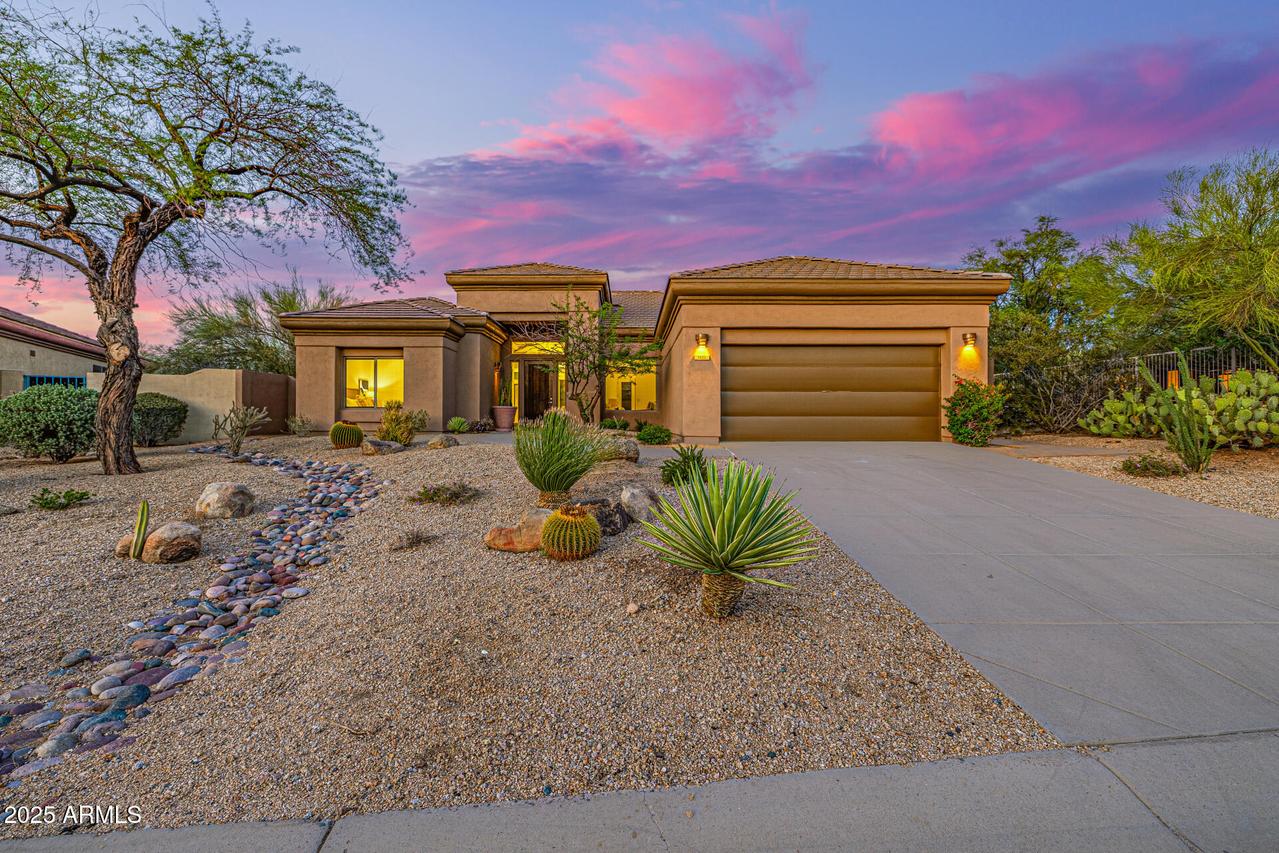 7152 E Night Glow Cir., Scottsdale, AZ 85266