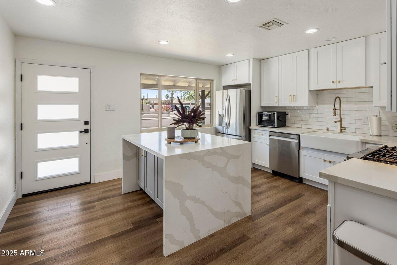 8022 E Columbus Ave., Scottsdale, AZ 85251