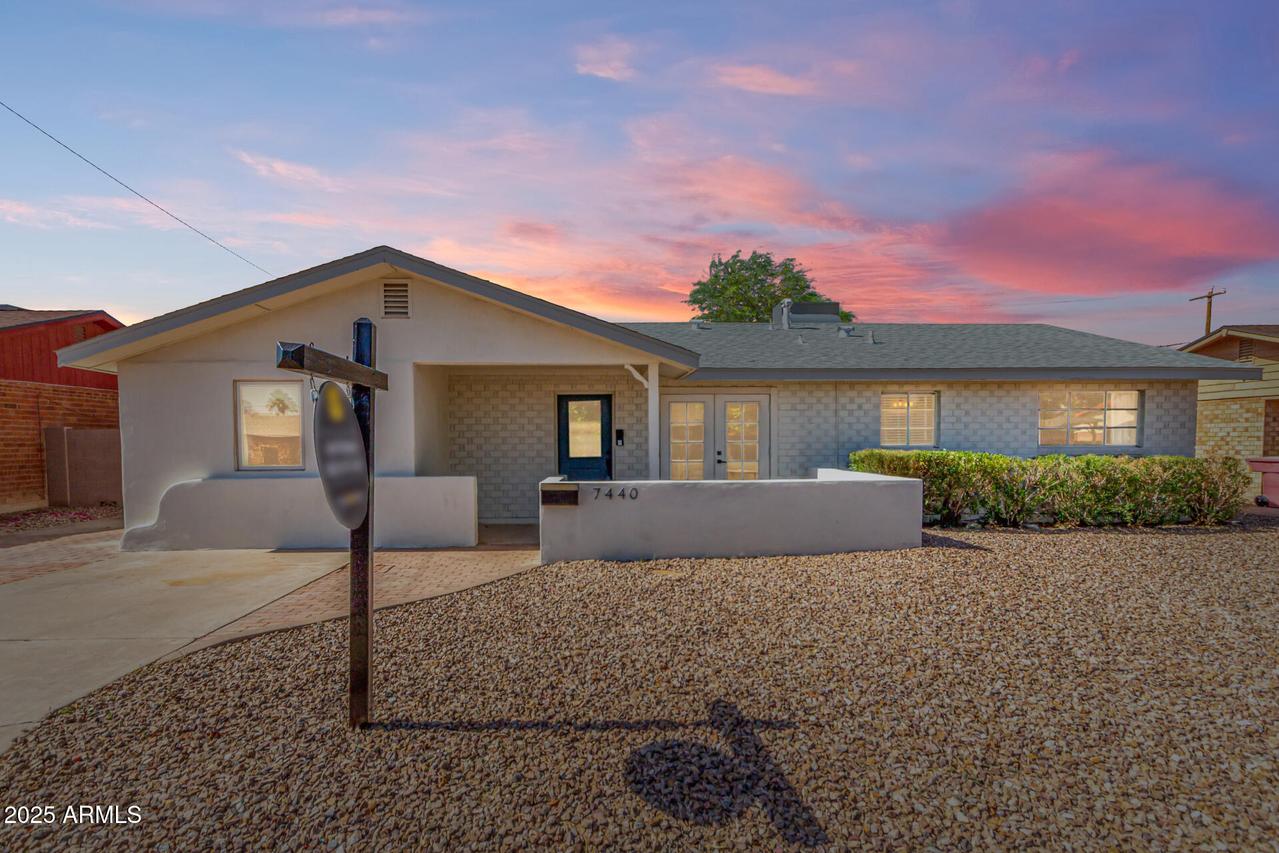 7440 E Hubbell St., Scottsdale, AZ 85257