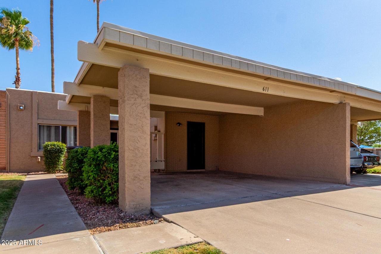 611 E Colgate Dr., Tempe, AZ 85283
