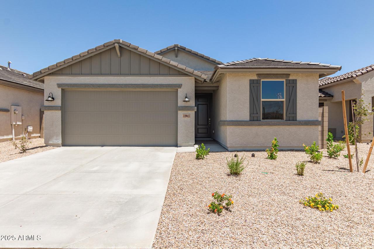 22913 N 183rd Dr., Surprise, AZ 85387