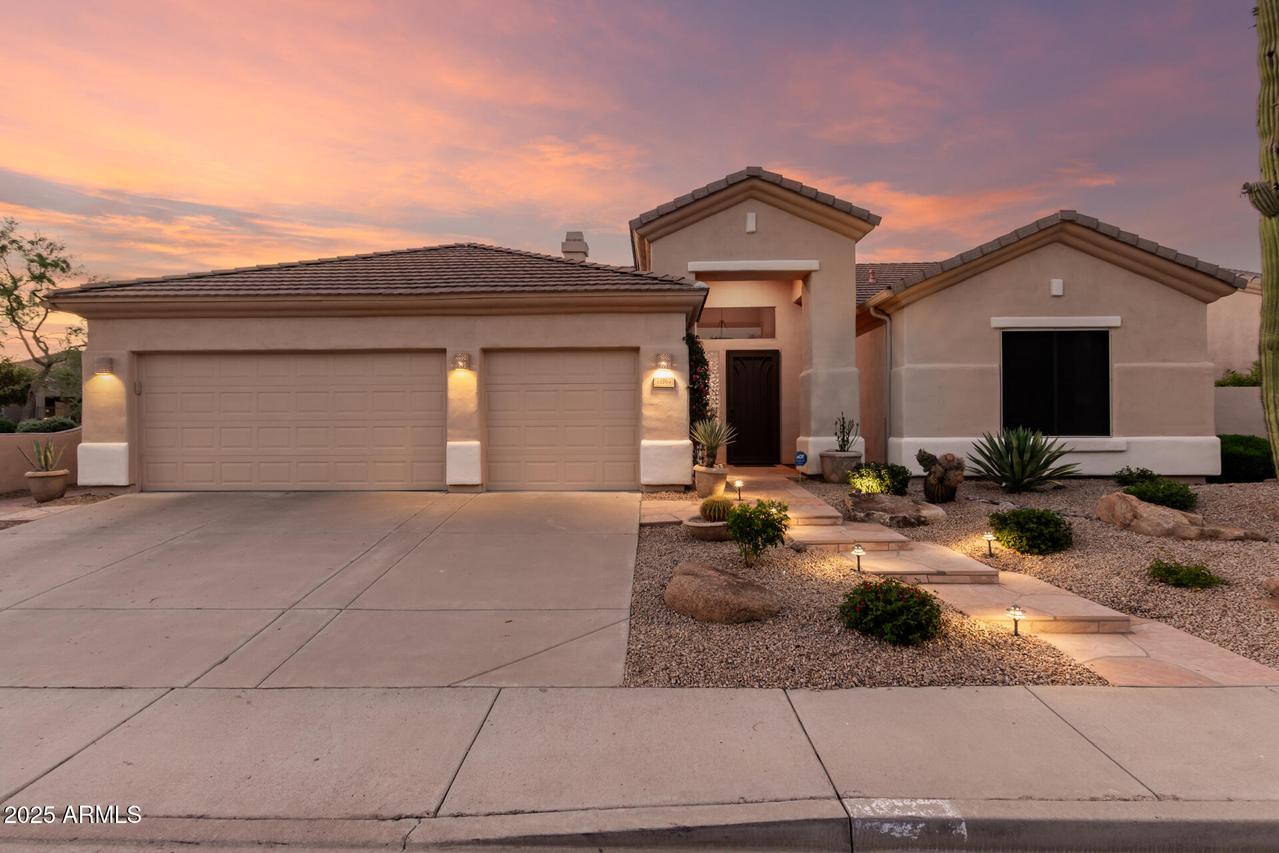 22204 N 55th St., Phoenix, AZ 85054