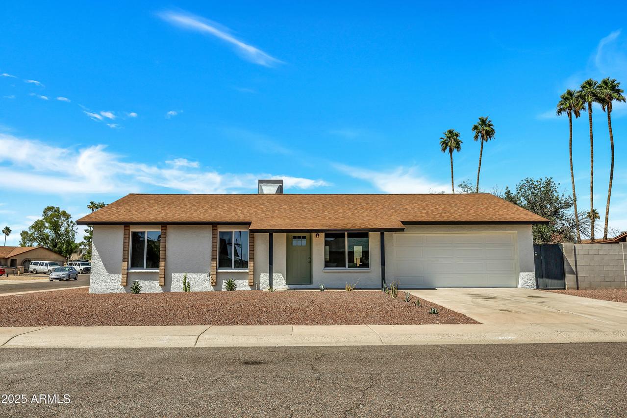 3614 W Danbury Dr., Glendale, AZ 85308