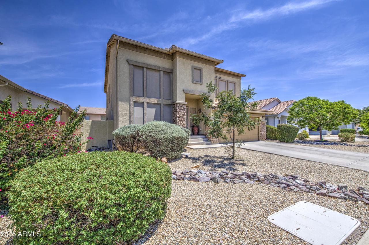 742 W Agrarian Hills Dr., San Tan Valley, AZ 85143