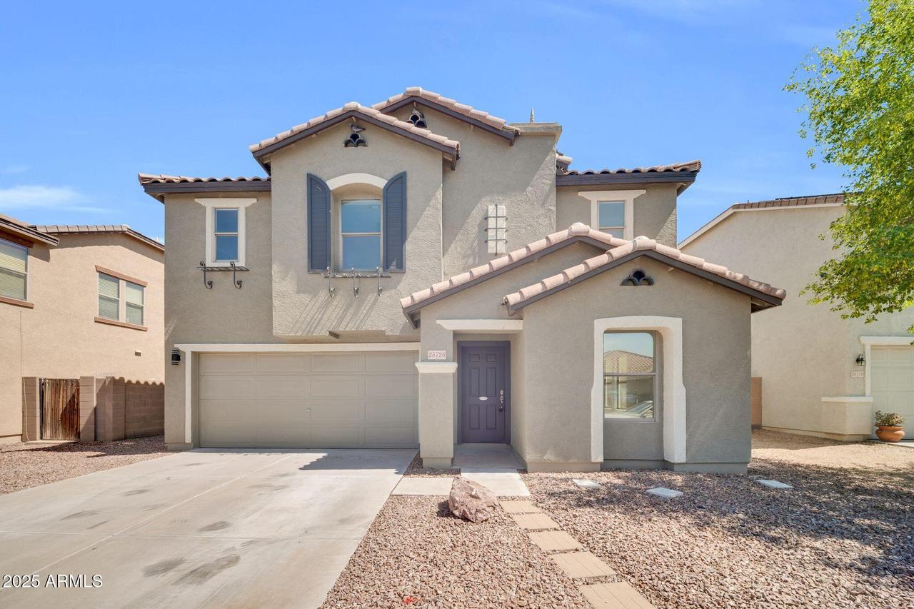 25726 W Burgess Ln., Buckeye, AZ 85326