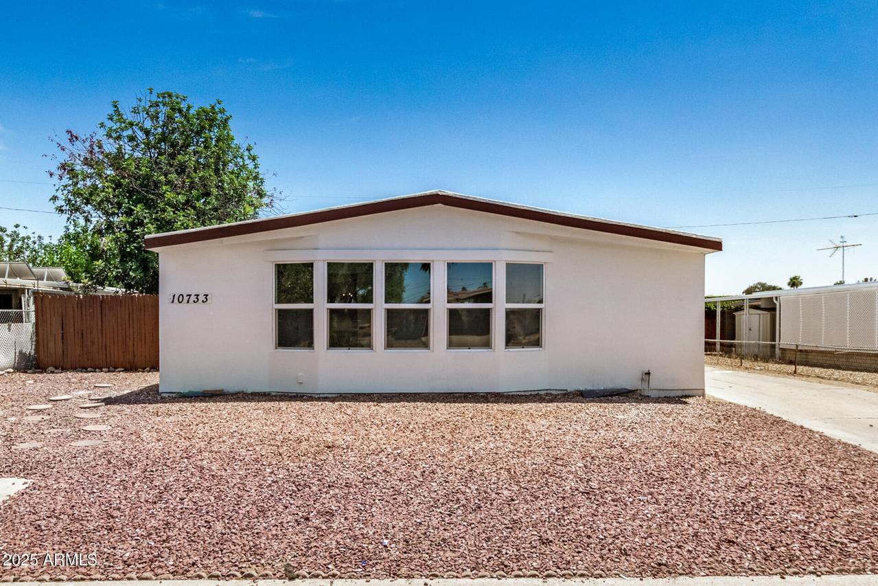 10733 W Sack Dr., Peoria, AZ 85373